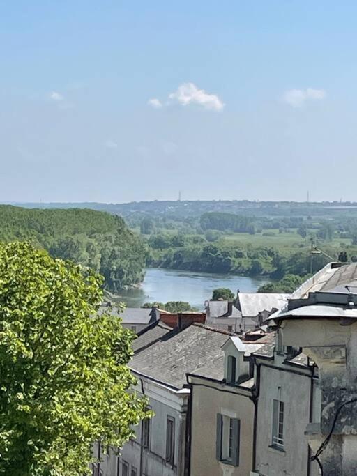 L'echauguette Du Mont Glonne *